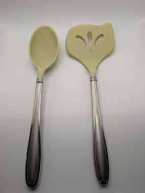 Princess House Barrington Stainless Steel & Silicone Spatula & Deep Spoon Green